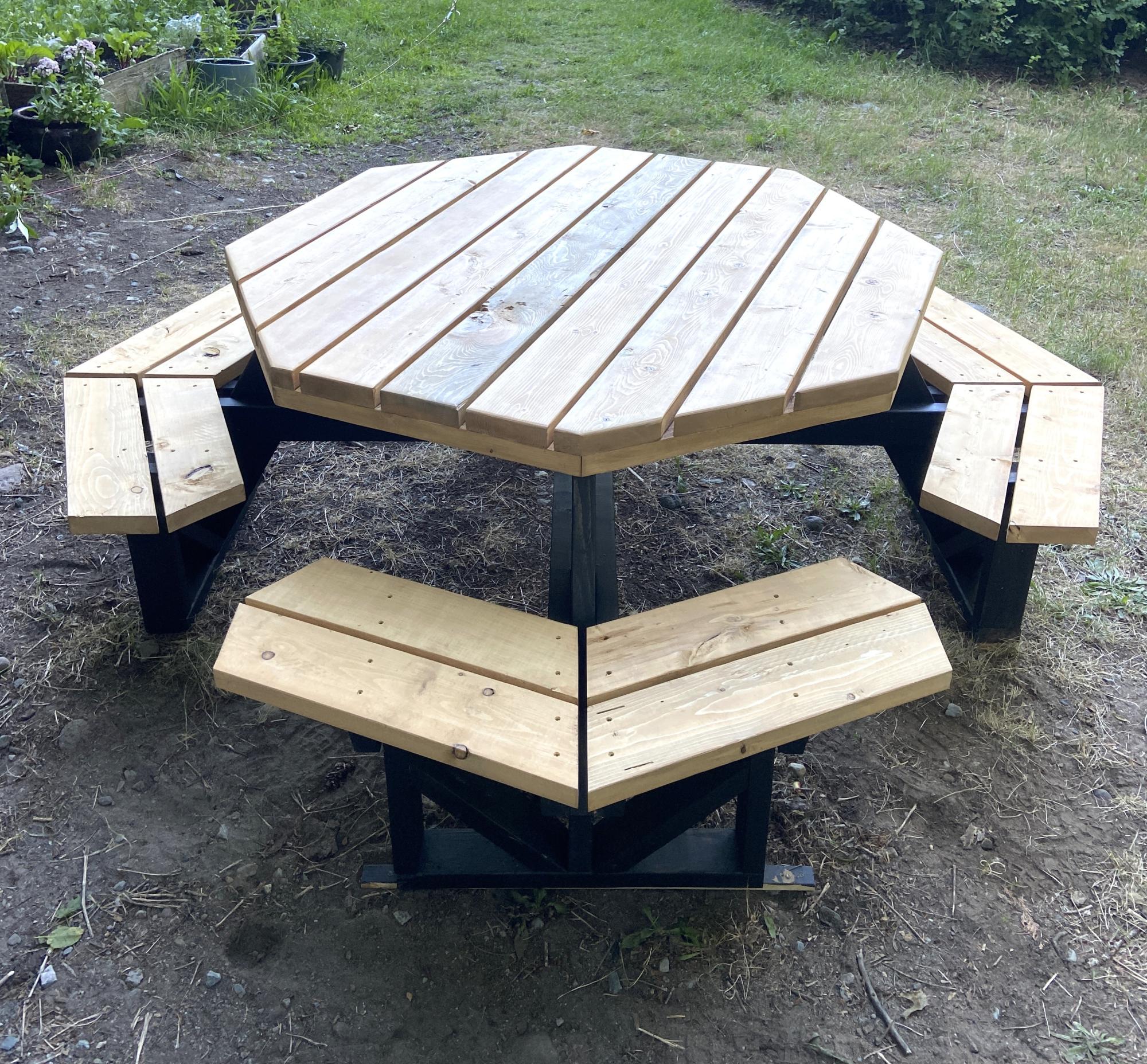 Octagaon Picnic Table Ana White